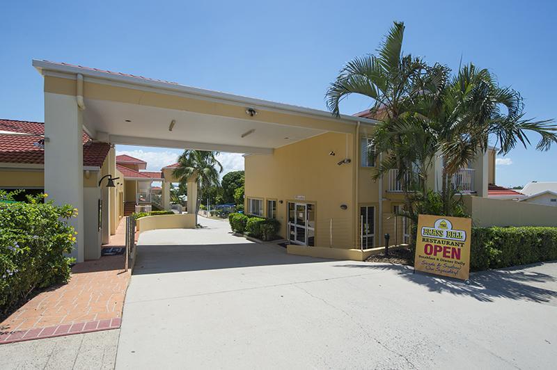 Harbour Sails Motor Inn Gladstone Buitenkant foto